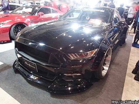 LB-WORKS_FORD_MUSTANG_01