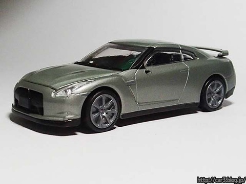 NISSAN_GT-R_R35_日本名者倶楽部Ｆトイズ_02